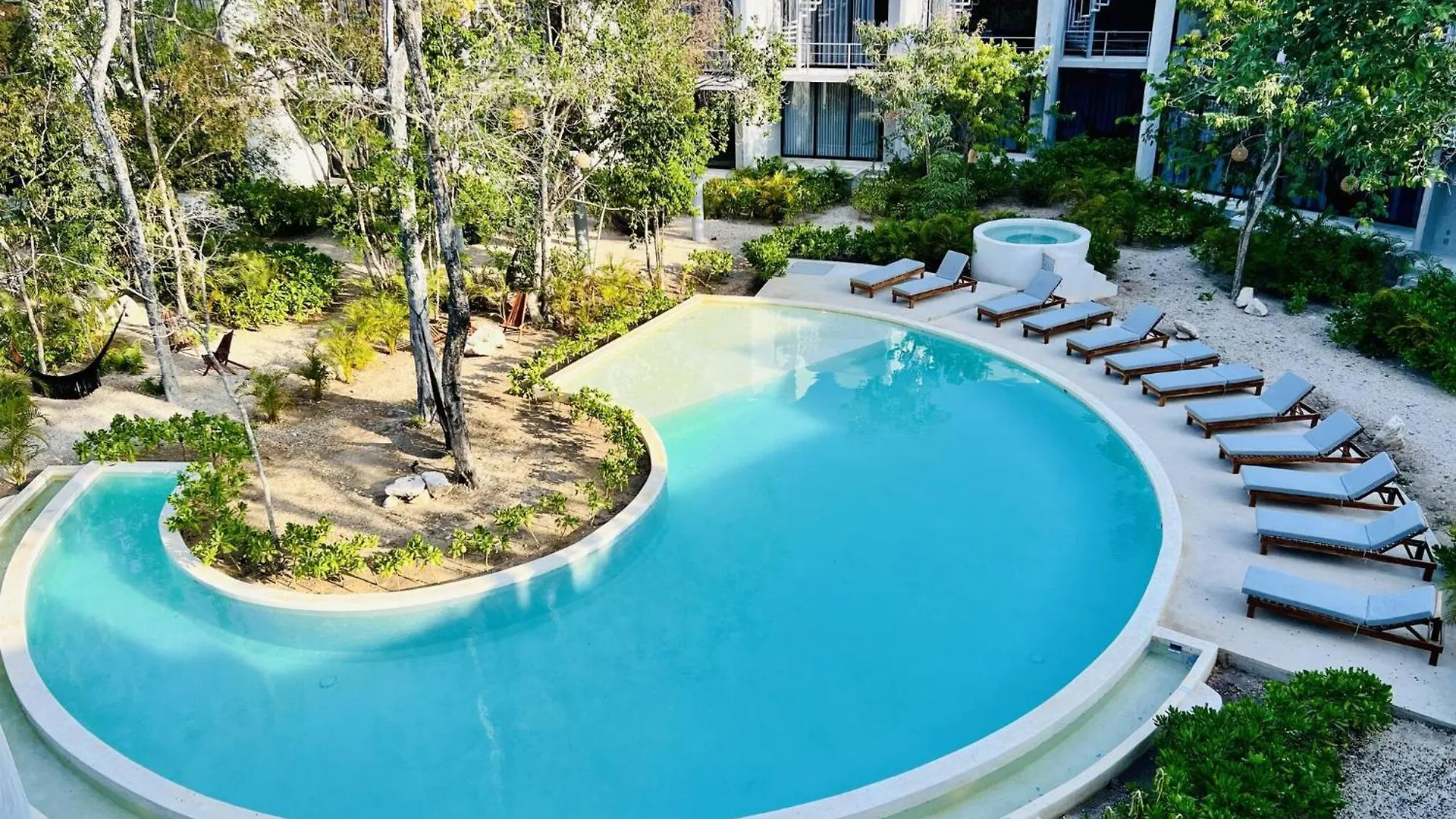 Private Pool & Grill 2 Bedroom Apartment 417 Selva Tulum