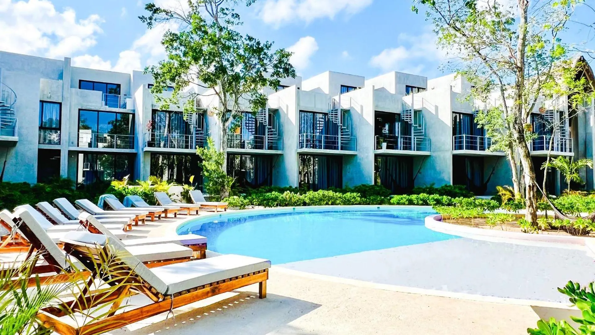 Private Pool & Grill 2 Bedroom Apartment 417 Selva Tulum Pueblo